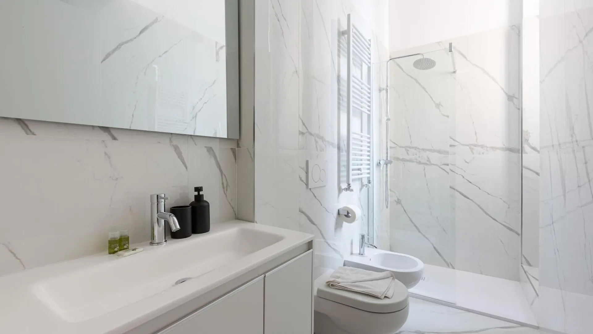 Mac Mahon - Urban Oasis Apartment! Milano 0*,